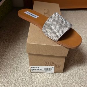 NIB Steve Madden rhinestone sandal